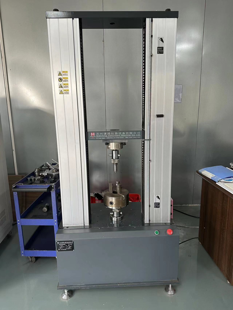 Pulling force testing machine